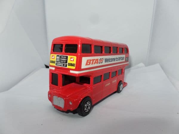 Corgi 1004 1/64 London Transport Routemaster Bus Corgitronics Beep Beep BTA  UB
